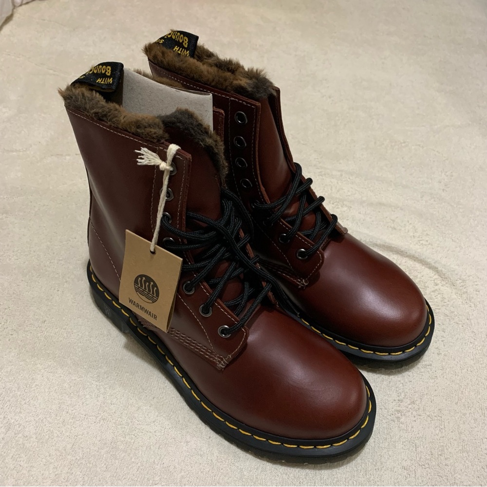 Dr Martens 1460 Women Boot